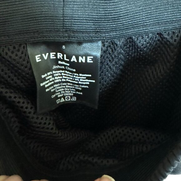 Everlane The Renew Nylon Swim Shorts Trunks Pockets Mesh Liner Mens Size Small - Picture 8 of 9